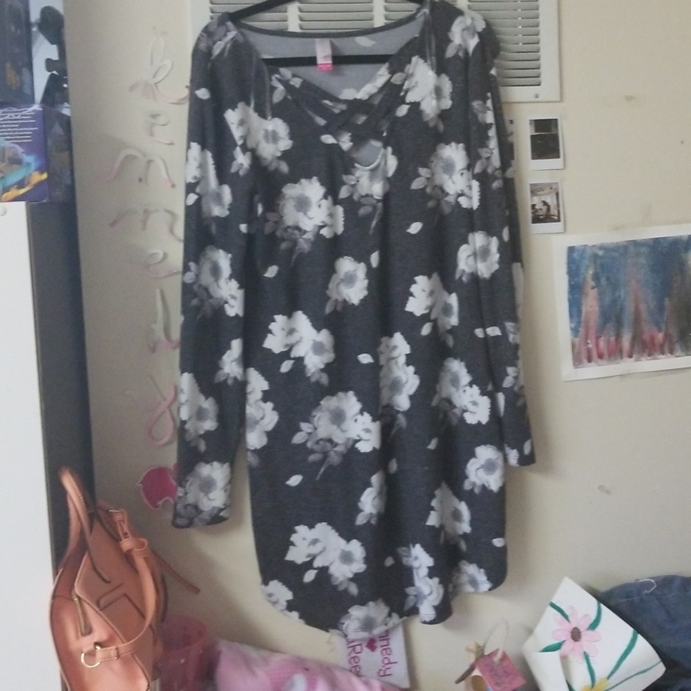 Gray floral bodycon dress